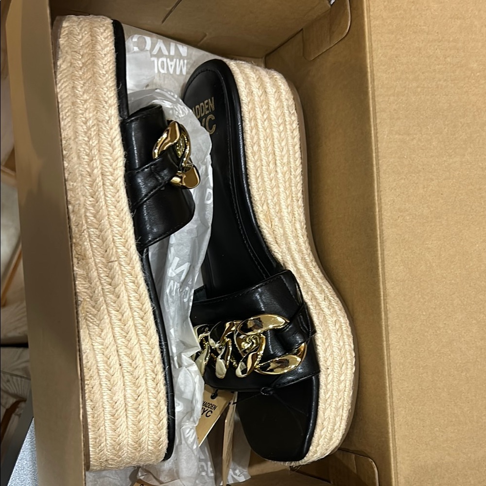 Steve Madden Black and Gold Chain Sandals - Picture 4 of 5